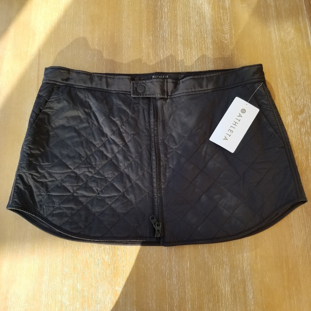 Athleta Toasty Buns Insulated Skirt